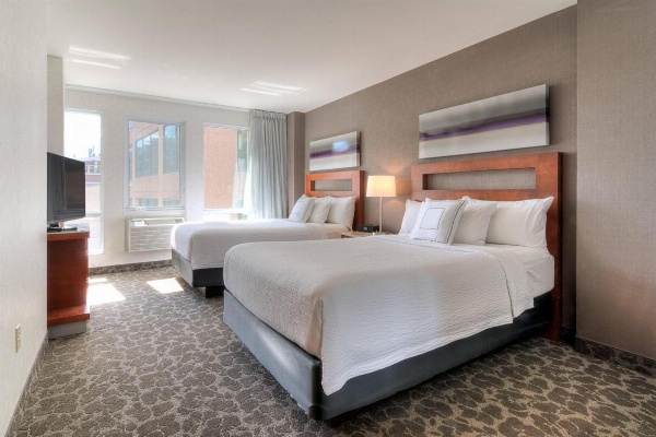 SpringHill Suites by Marriott Old Montreal image 7