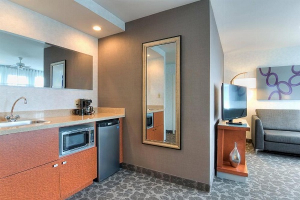 SpringHill Suites by Marriott Old Montreal image 8